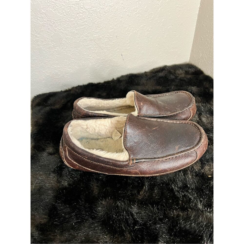 UGG Men's Ascot Leather Slipper in Brown, Model 5379, Size 11 M US